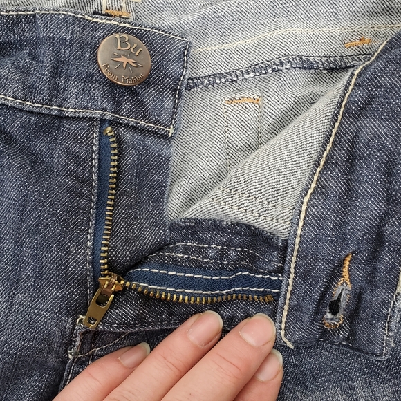 Malibu folded hem 7" jean shorts size 27 - Picture 4 of 11